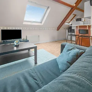 https://lomerta.hotels-rhonealpes.com